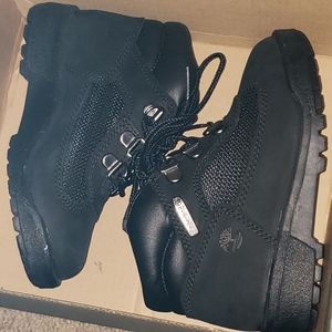 Black Timberland Boots (Youth size 10)